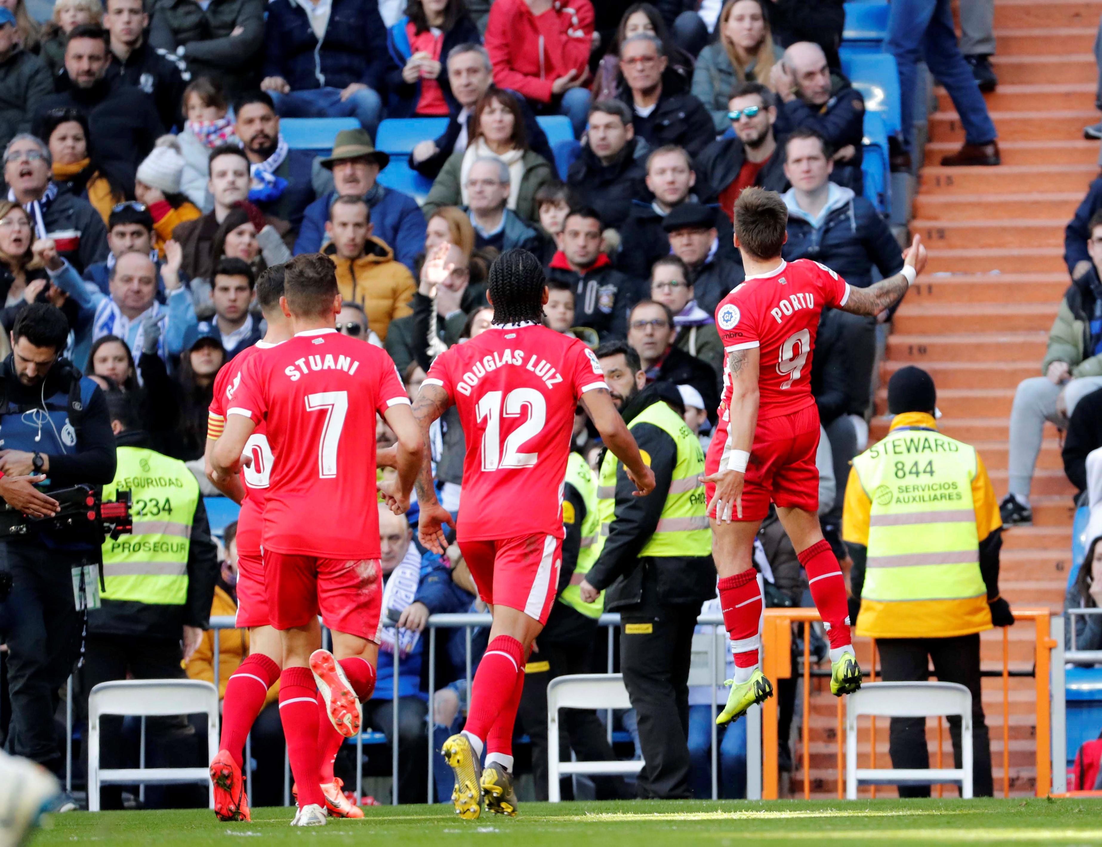 扩大了他们 扩大了他们